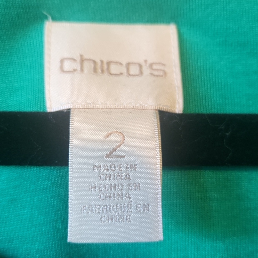Chico’s Vibrant Green Blouse - Picture 12 of 14
